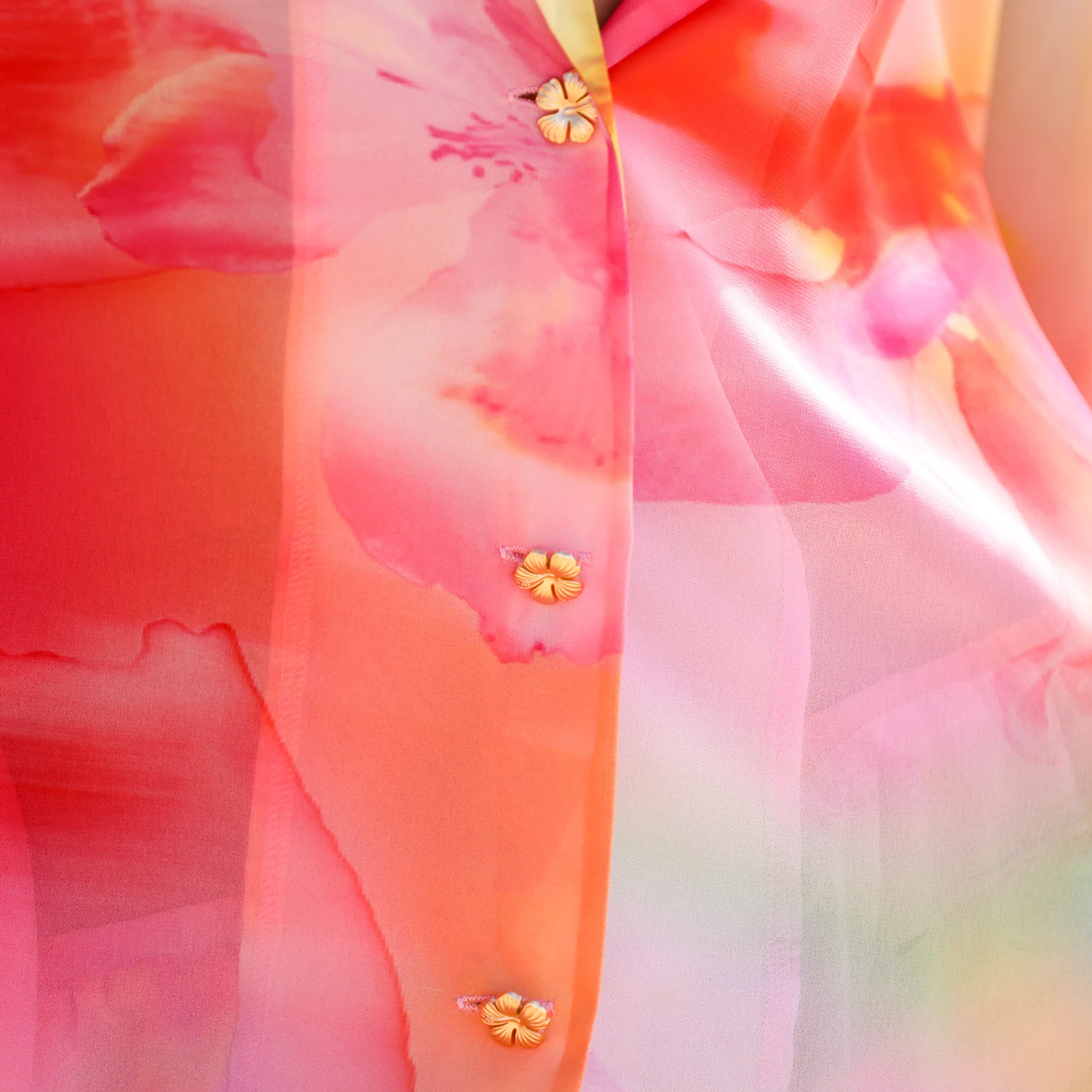 1585-sheer-short-sleeve-shirt-frangipani-swirl-8.webp Sheer Short Sleeve Shirt - Frangipani Swirl