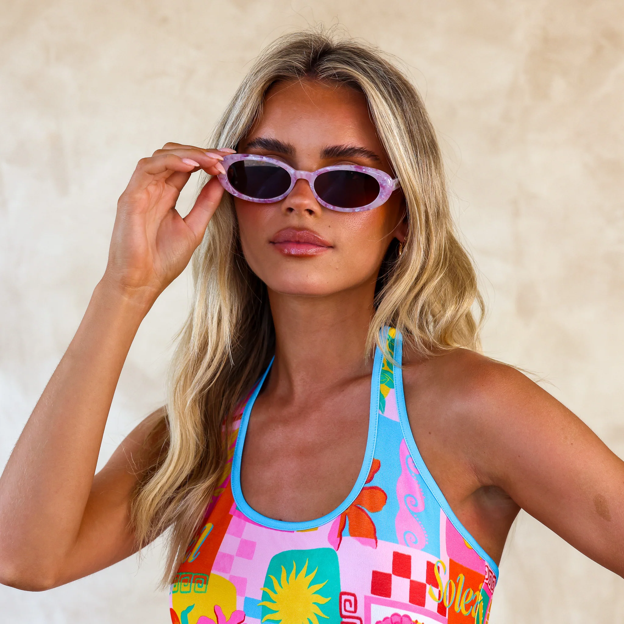 2968-daydreamer-sunglasses-pearl-blush-3.webp Daydreamer Sunglasses - Pearl Blush