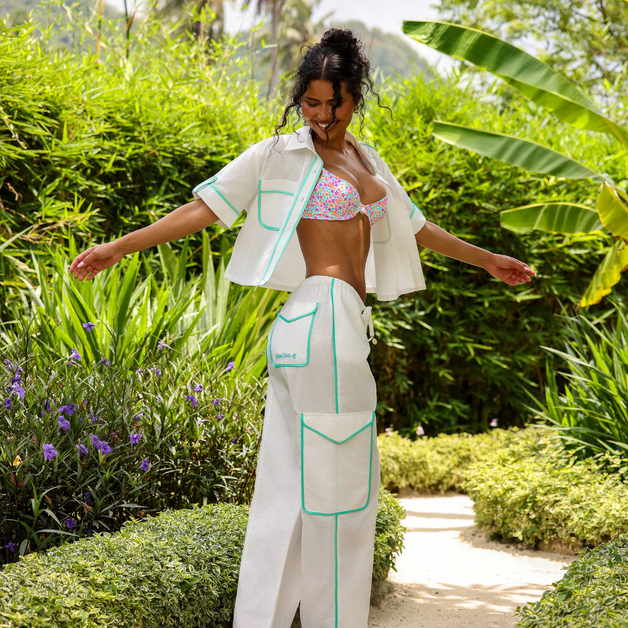 3872-cropped-button-up-shirt-crystal-tides-3.webp Cropped Button Up Shirt - Crystal Tides