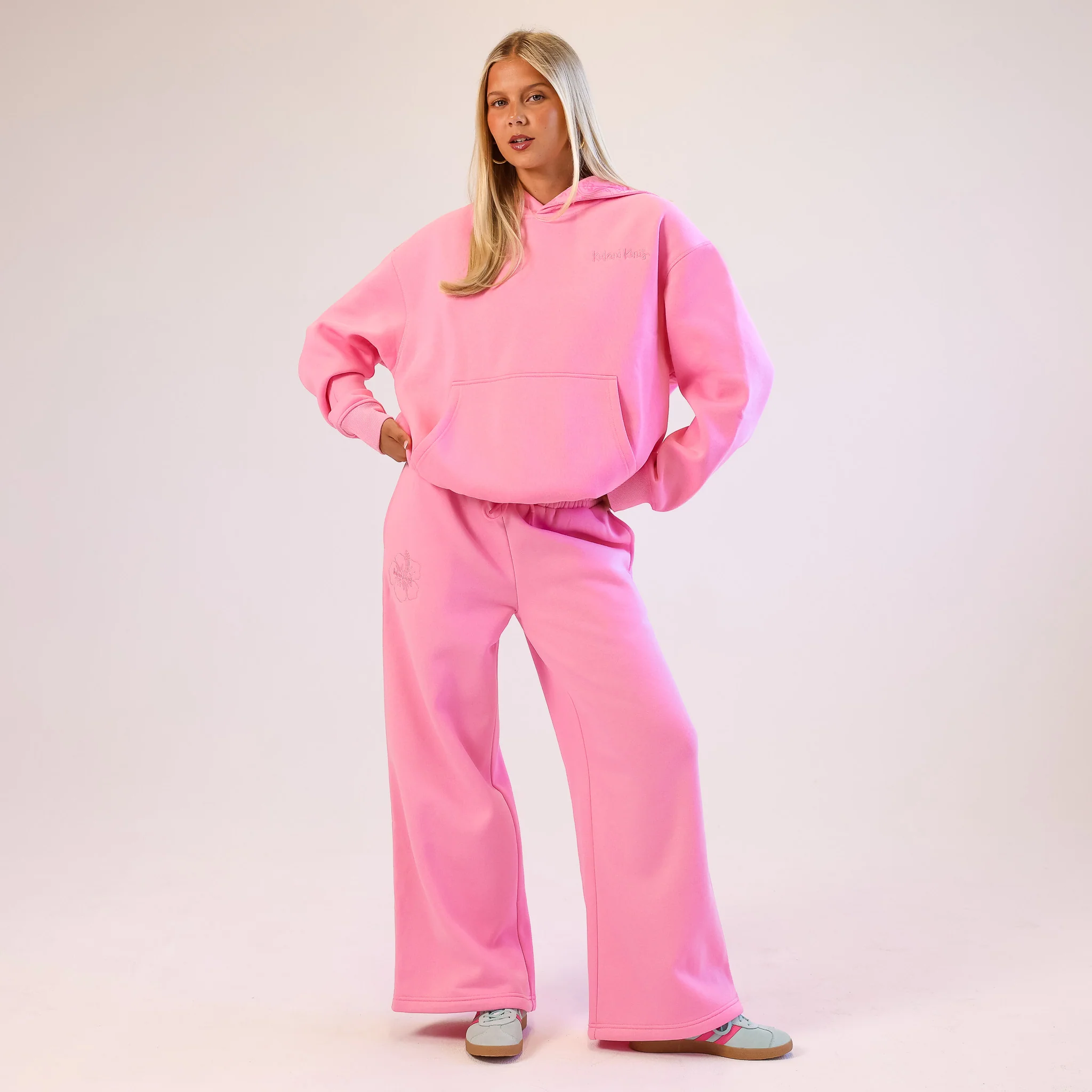 5345-embroidered-hoodie-powder-puff-8.webp Embroidered Hoodie - Powder Puff